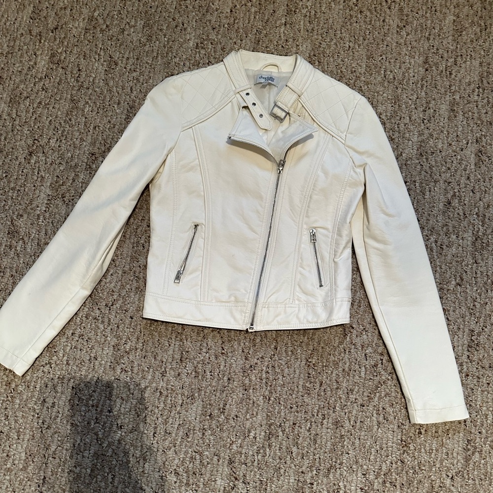 Charlotte Russe women’s leather jacket cream